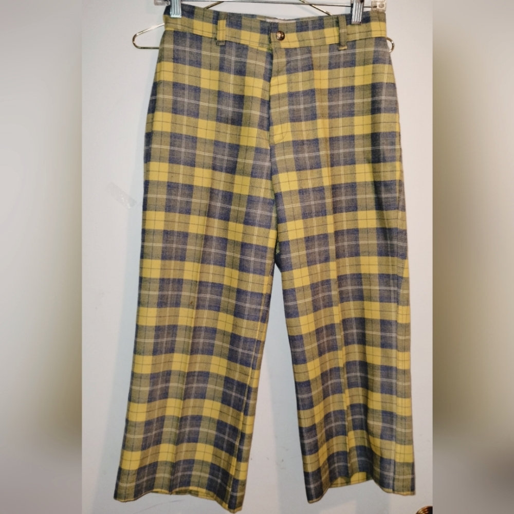Women's Super Rare 60's Levi's For Me Yellow & Gray Plaid Short Pants Crop Capri